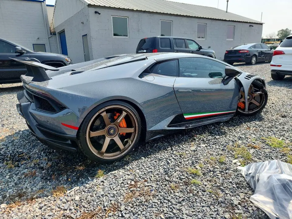 2018 LAMBORGHINI HURACAN PERFORMANTE  