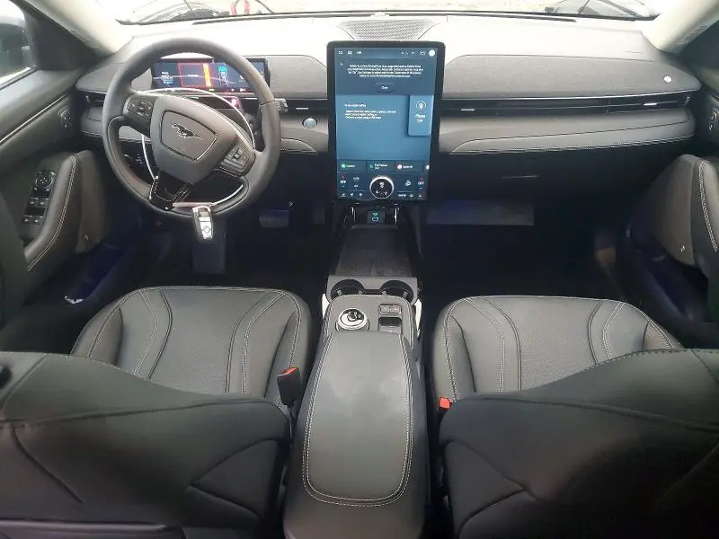 2024 FORD MUSTANG MACH-E PREMIUM  