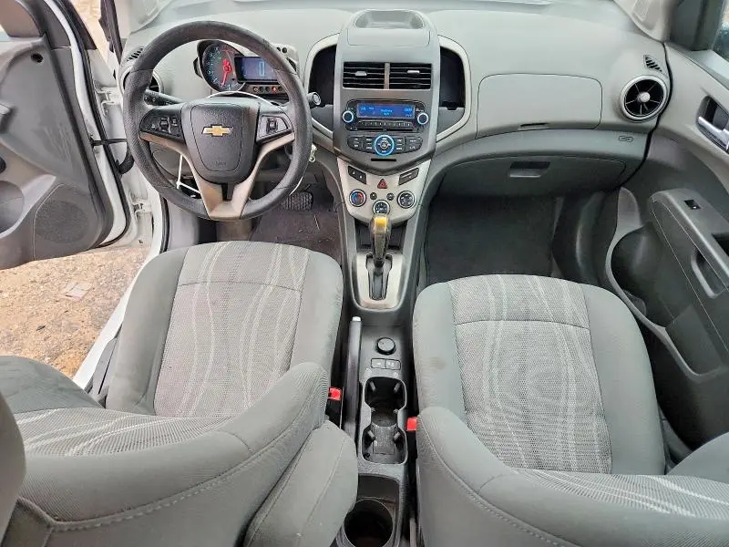 2015 CHEVROLET SONIC LT  