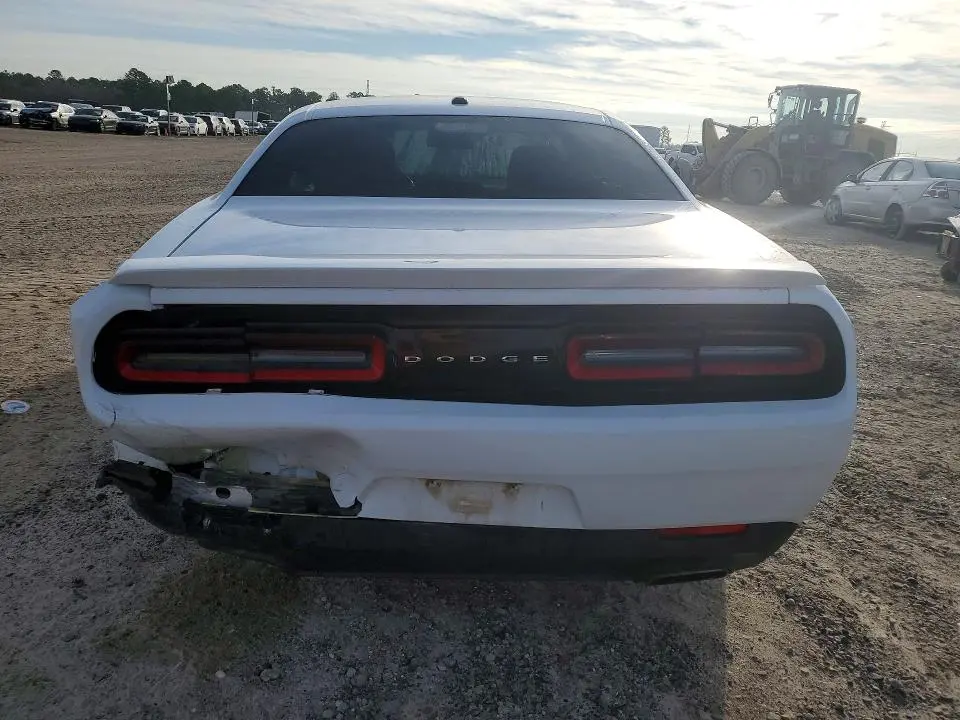 2017 DODGE CHALLENGER SXT  