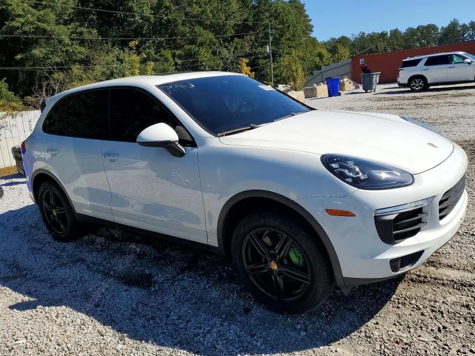 2016 PORSCHE CAYENNE   
