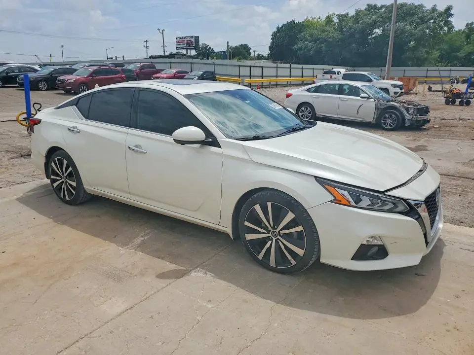 2019 NISSAN ALTIMA PLATINUM  