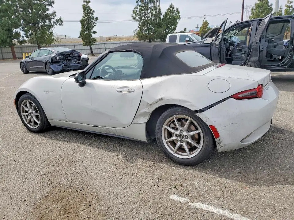 2016 MAZDA MX-5 MIATA SPORT  