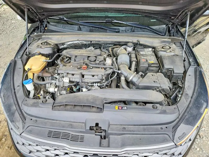2022 KIA K5 EX  