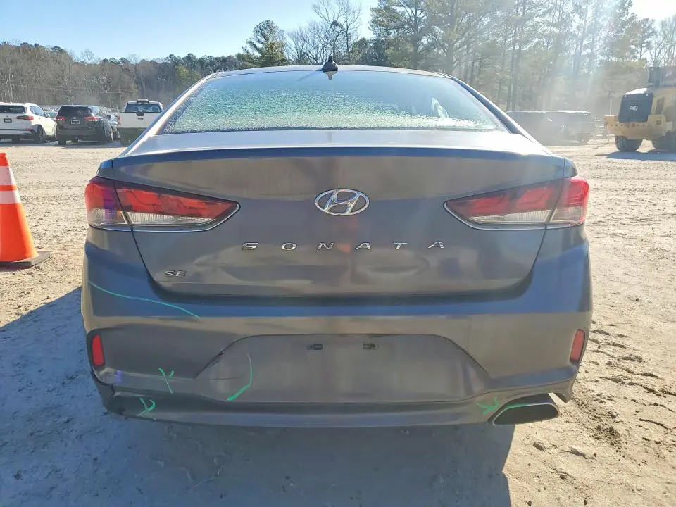 2018 HYUNDAI SONATA SE  