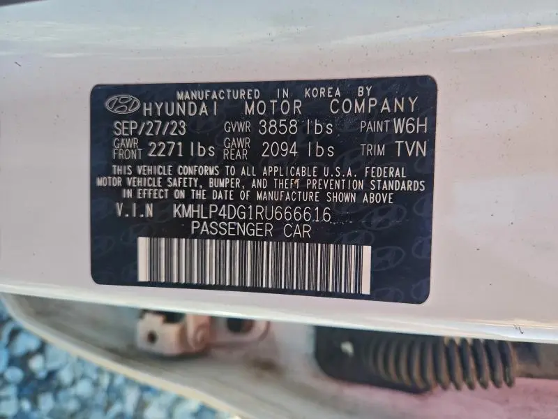 2024 HYUNDAI ELANTRA LIMITED  