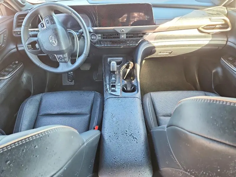 2024 TOYOTA CROWN LIMITED  