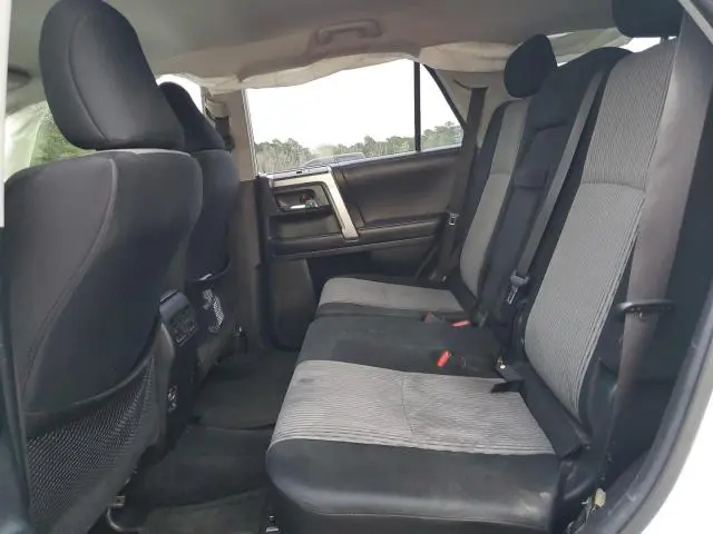 2018 TOYOTA 4RUNNER SR5  