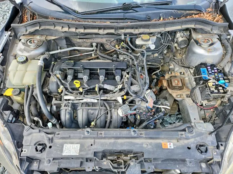 2011 MAZDA 3 S  