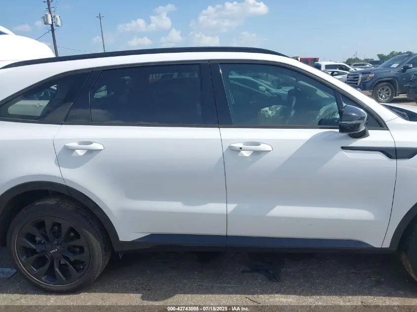 2023 KIA SORENTO SX