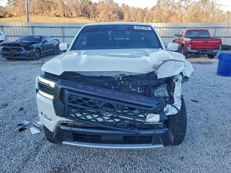 2022 NISSAN FRONTIER S  