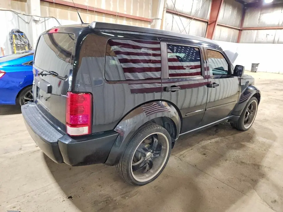 2011 DODGE NITRO SE  