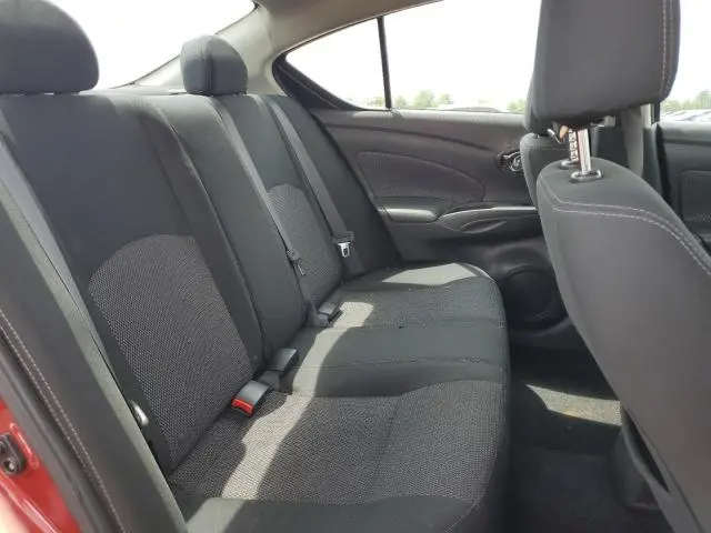 2019 NISSAN VERSA S