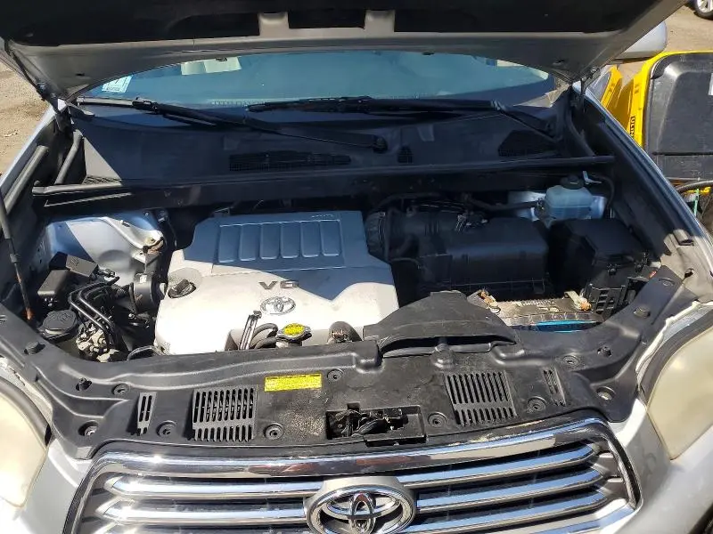 2010 TOYOTA HIGHLANDER LIMITED  