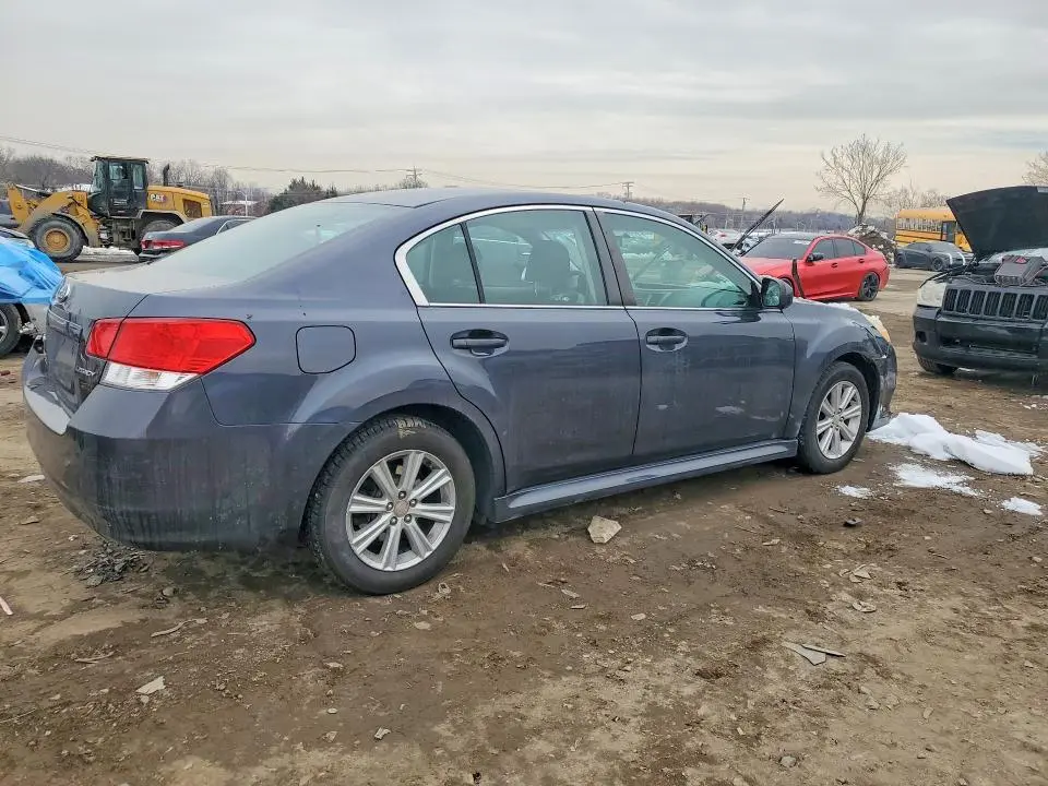 2010 SUBARU LEGACY 2.5I PREMIUM  