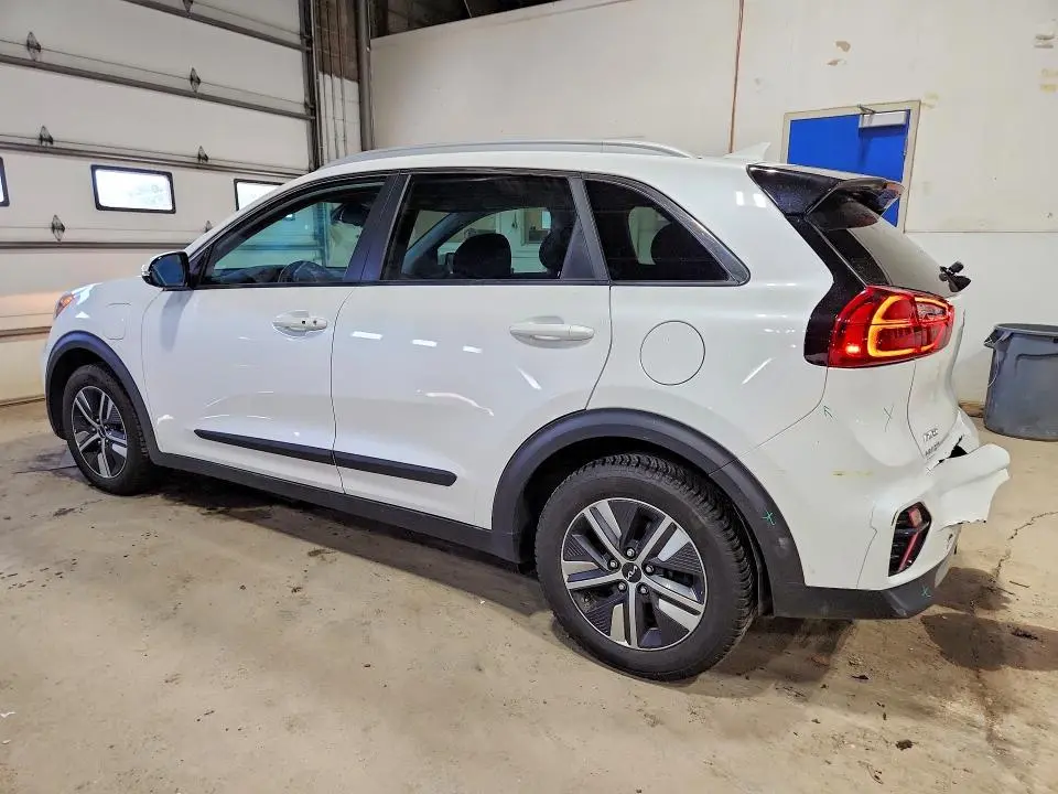 2022 KIA NIRO EX  