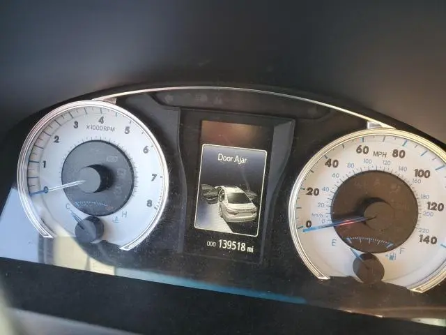 2016 TOYOTA CAMRY LE  