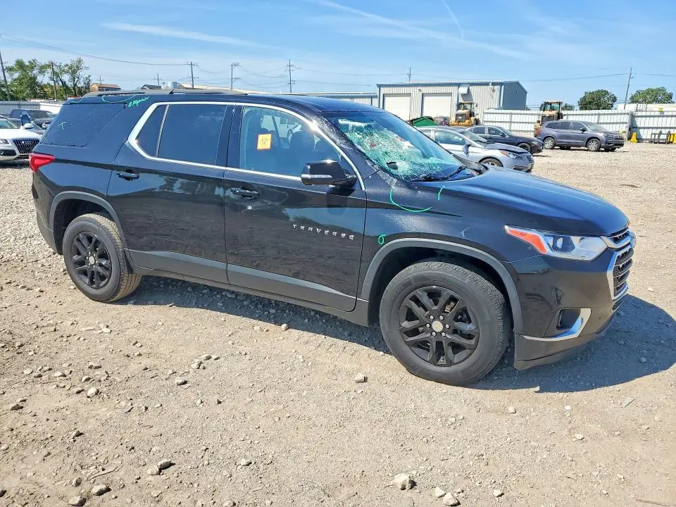 2020 CHEVROLET TRAVERSE LT  