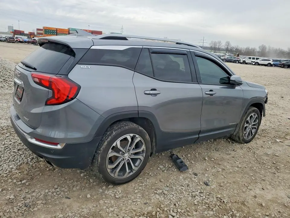 2020 GMC TERRAIN SLT  