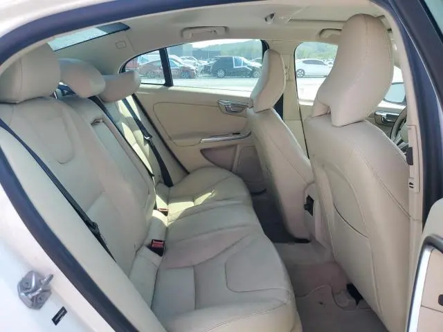 2015 VOLVO S60 PREMIER  