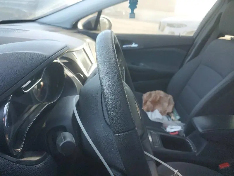 2019 CHEVROLET CRUZE LT  