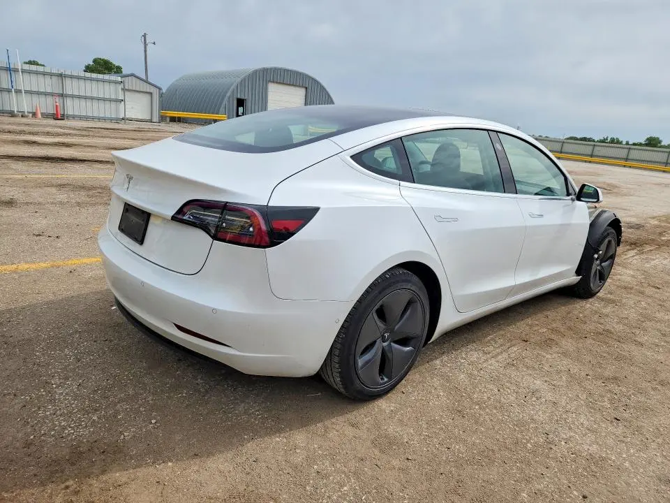 2020 TESLA MODEL 3   