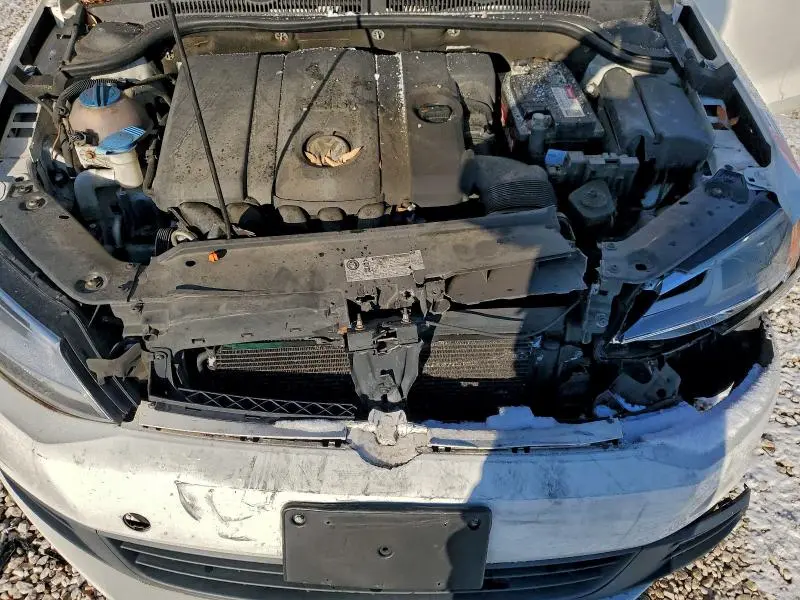 2012 VOLKSWAGEN JETTA SE  