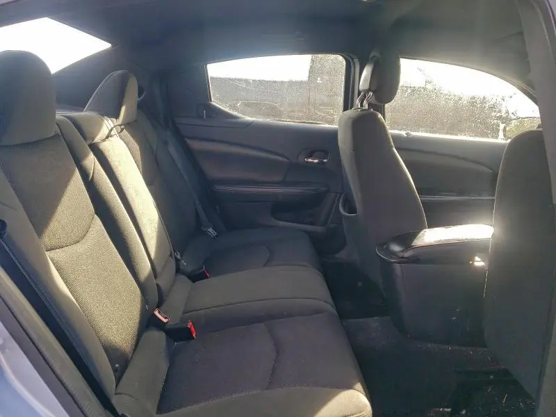 2013 DODGE AVENGER SE  