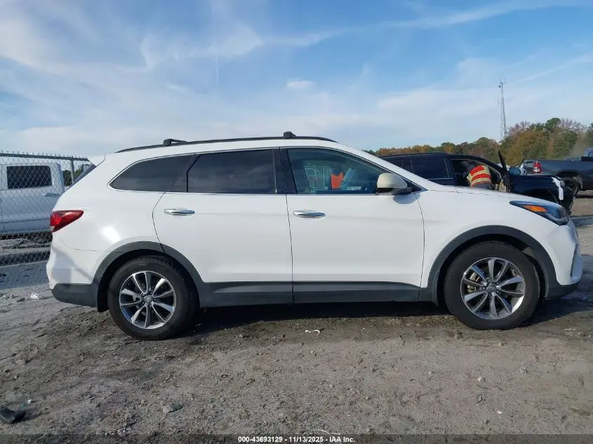 2017 HYUNDAI SANTA FE SE