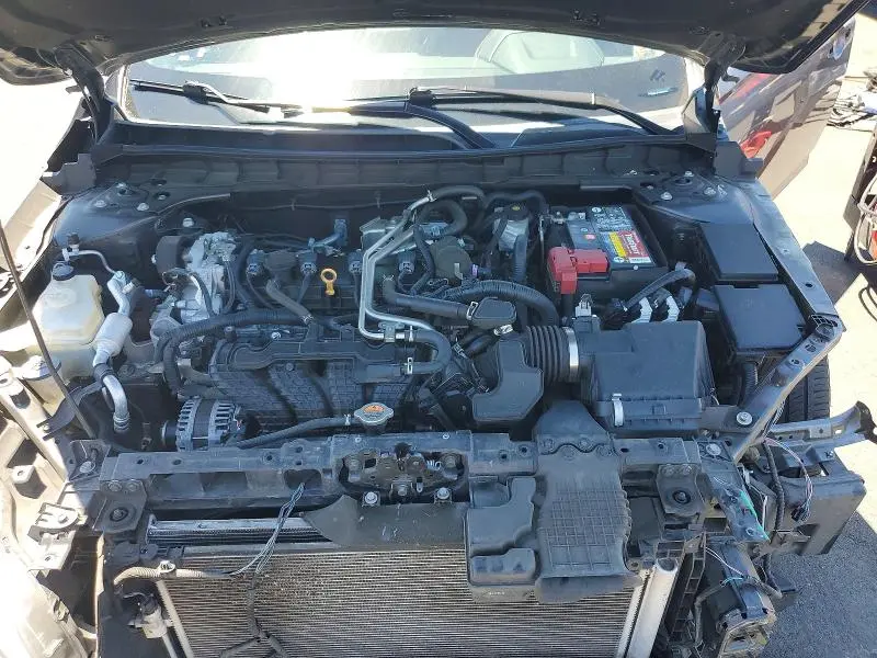2022 NISSAN ALTIMA SR  