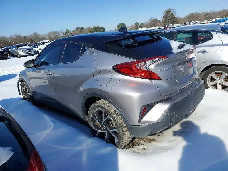 2019 TOYOTA C-HR XLE  