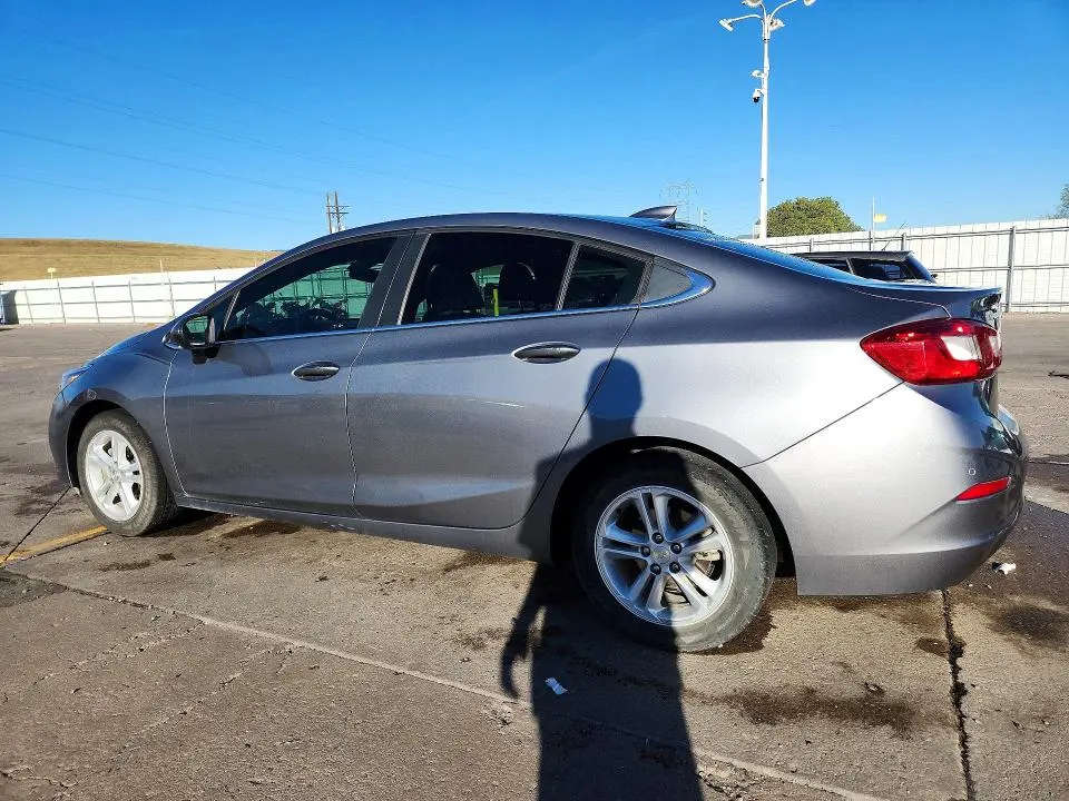 2018 CHEVROLET CRUZE LT  