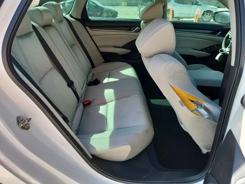 2020 HONDA ACCORD LX  