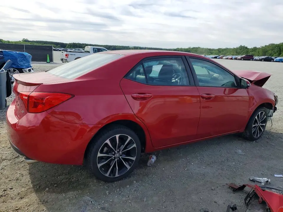 2017 TOYOTA COROLLA SE  