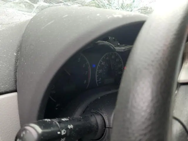 2013 TOYOTA COROLLA BASE  