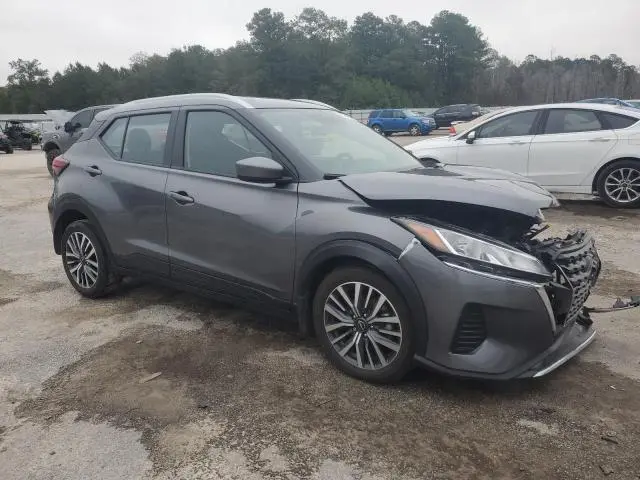 2024 NISSAN KICKS SV  