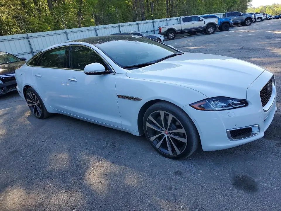 2019 JAGUAR XJL PORTFOLIO  