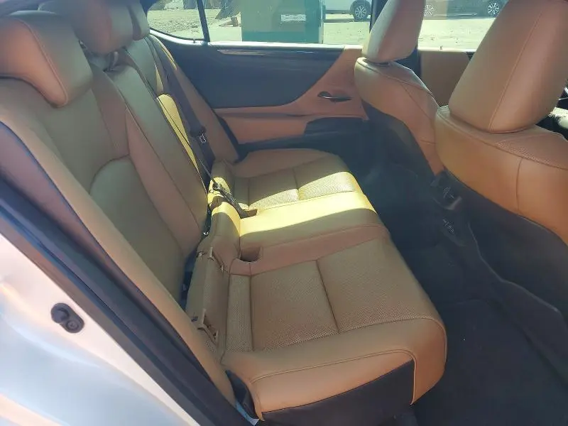 2019 LEXUS ES 350  