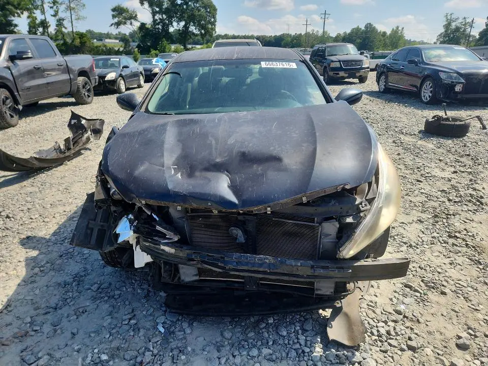 2011 HYUNDAI SONATA GLS  