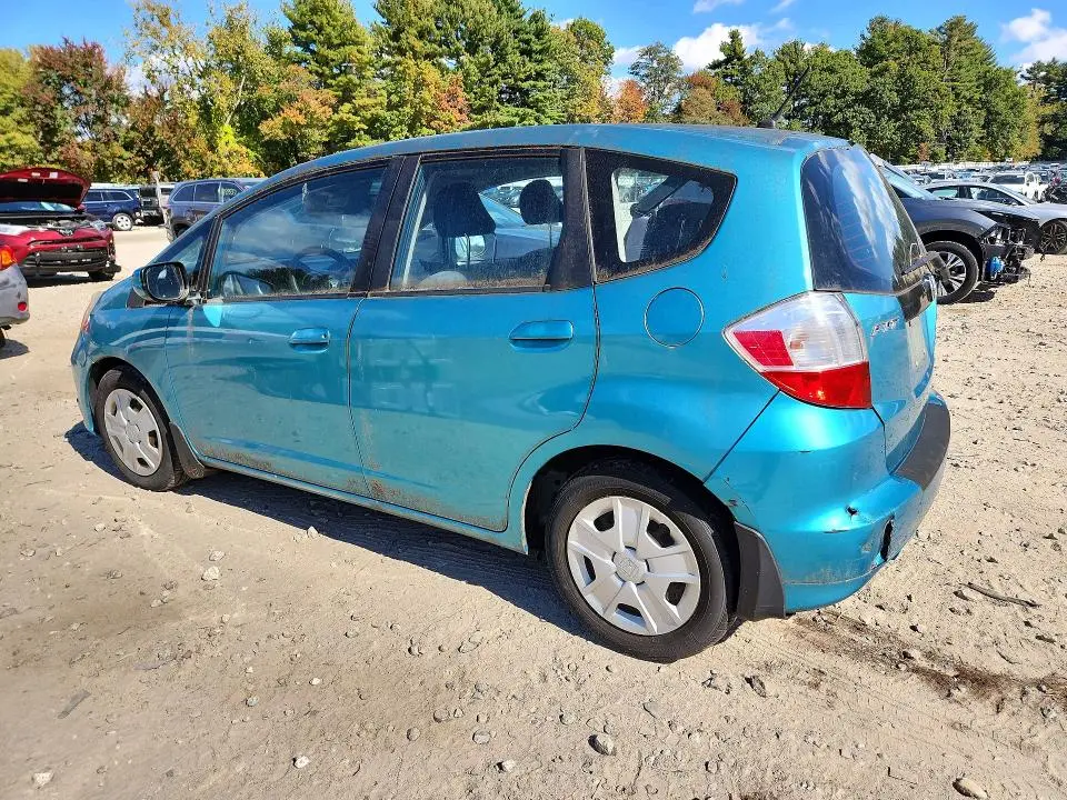 2013 HONDA FIT   