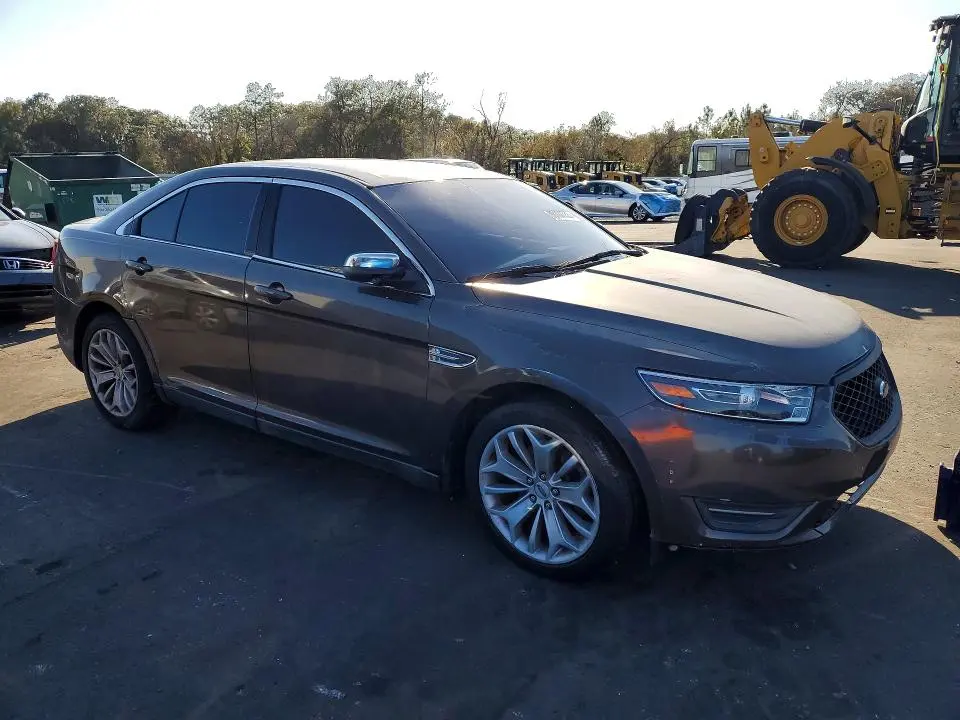 2015 FORD TAURUS LIMITED  