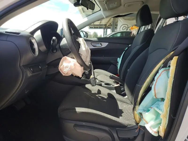 2024 KIA FORTE LX  
