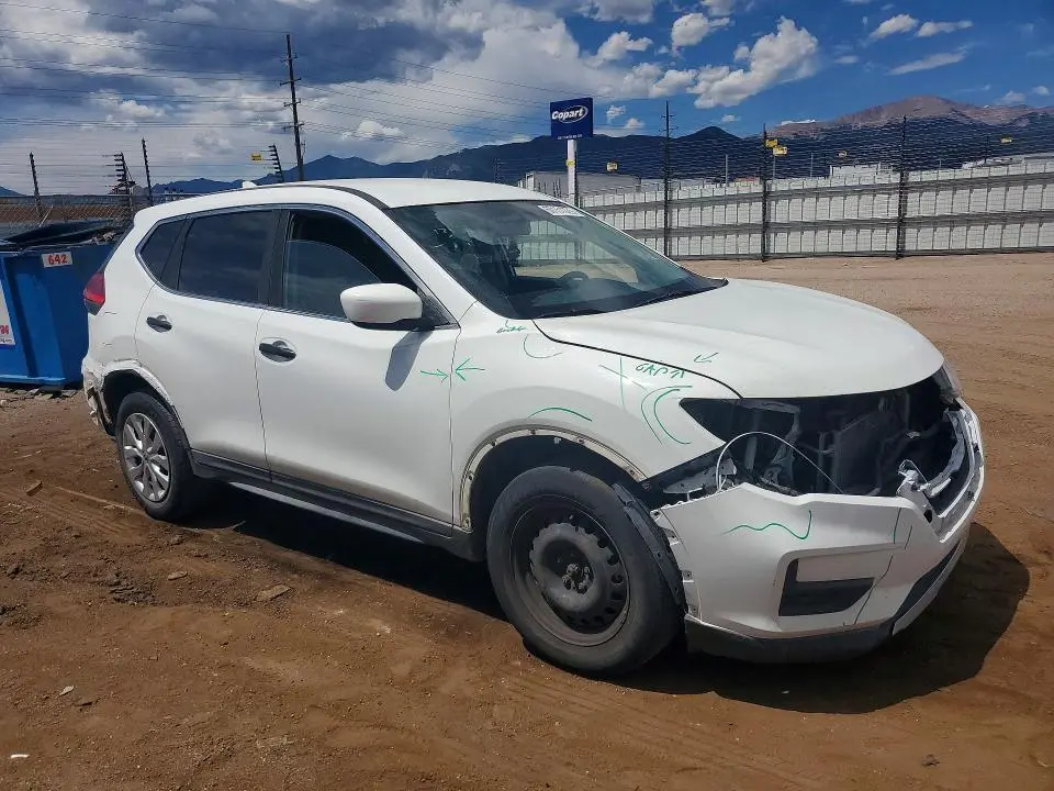 2017 NISSAN ROGUE S  
