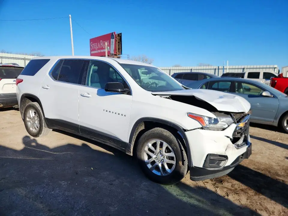 2019 CHEVROLET TRAVERSE LS  