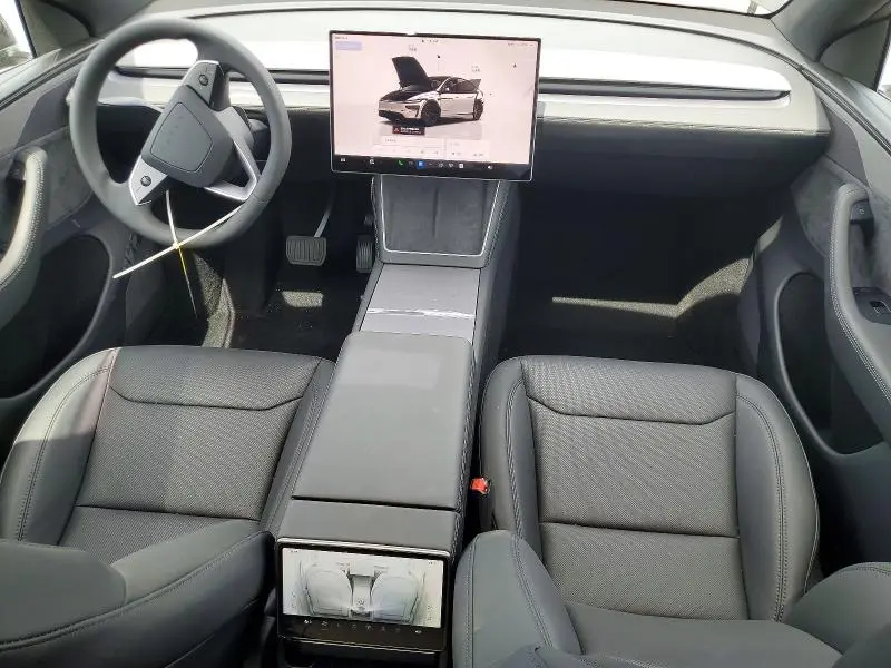 2026 TESLA MODEL Y   