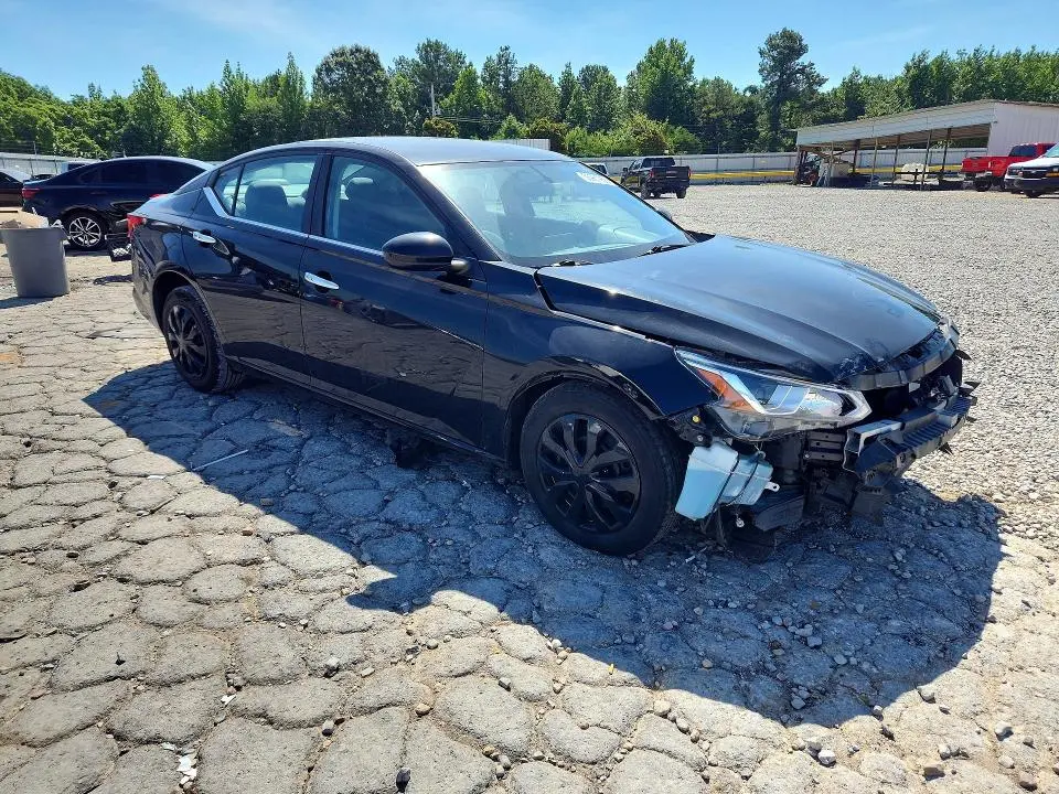 2020 NISSAN ALTIMA S  
