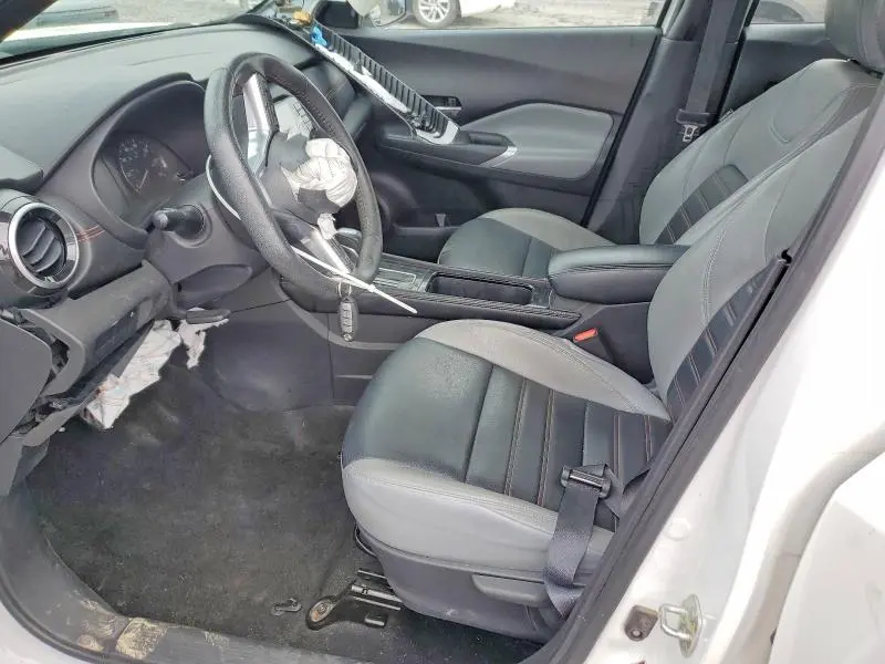 2021 NISSAN KICKS SR  