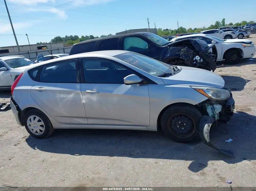 2016 HYUNDAI ACCENT SE