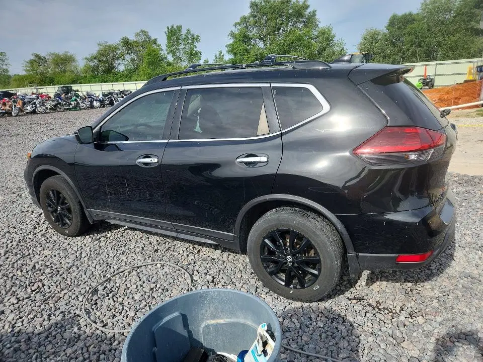 2018 NISSAN ROGUE SV  