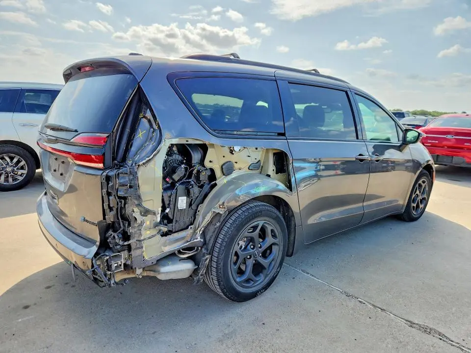 2021 CHRYSLER PACIFICA HYBRID LIMITED  